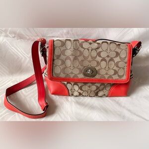 Coach Hampton Signature Red Leather Trim & Tan Crossbody Bag Turnlock Closure
